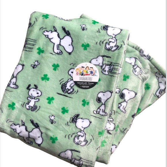 Peanuts Other - Peanuts St. Patrick’s Day Plush Throw